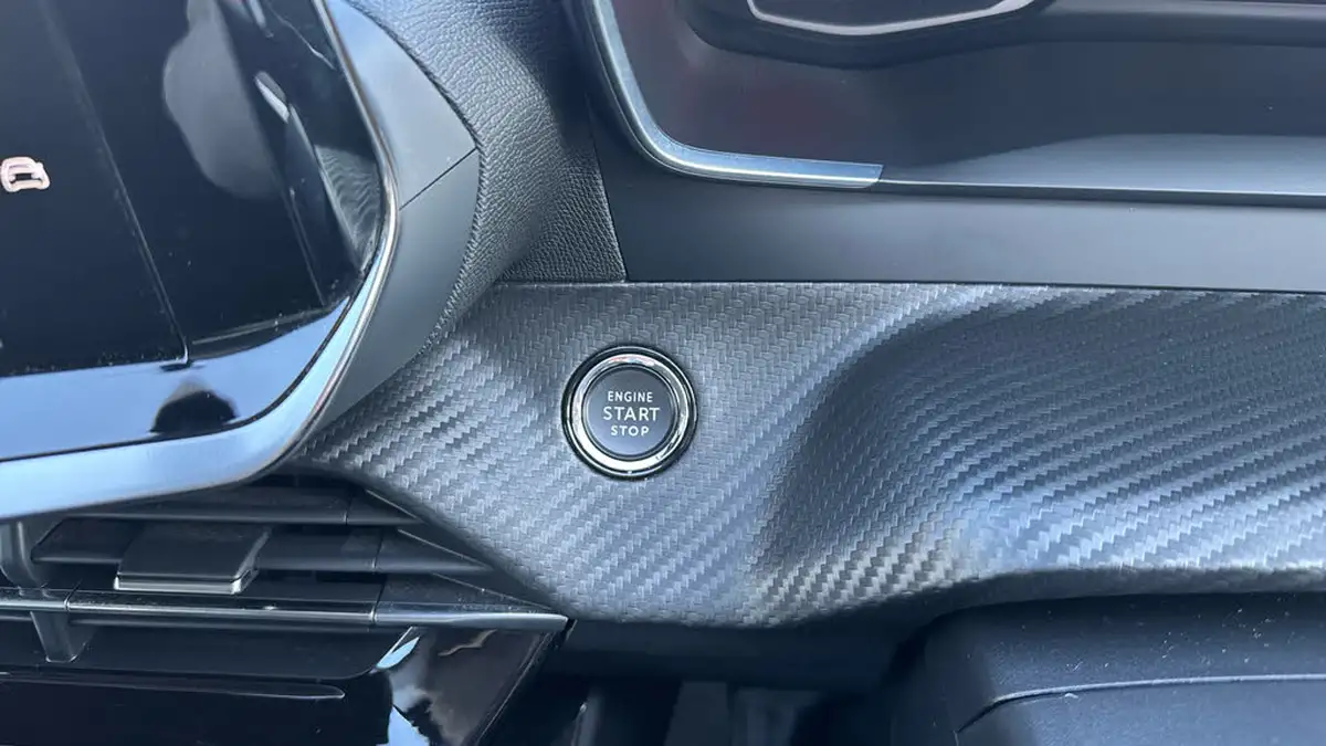 2022-peugeot-208-12-puretech-active-premium-100bhp-eat8-big-27