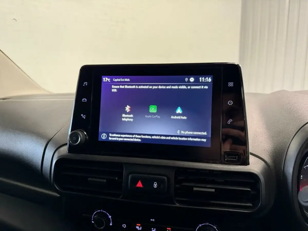 2020-vauxhall-combo-15cdti-sportive-2300-100pseu6dt-l1h1-panel-big-27