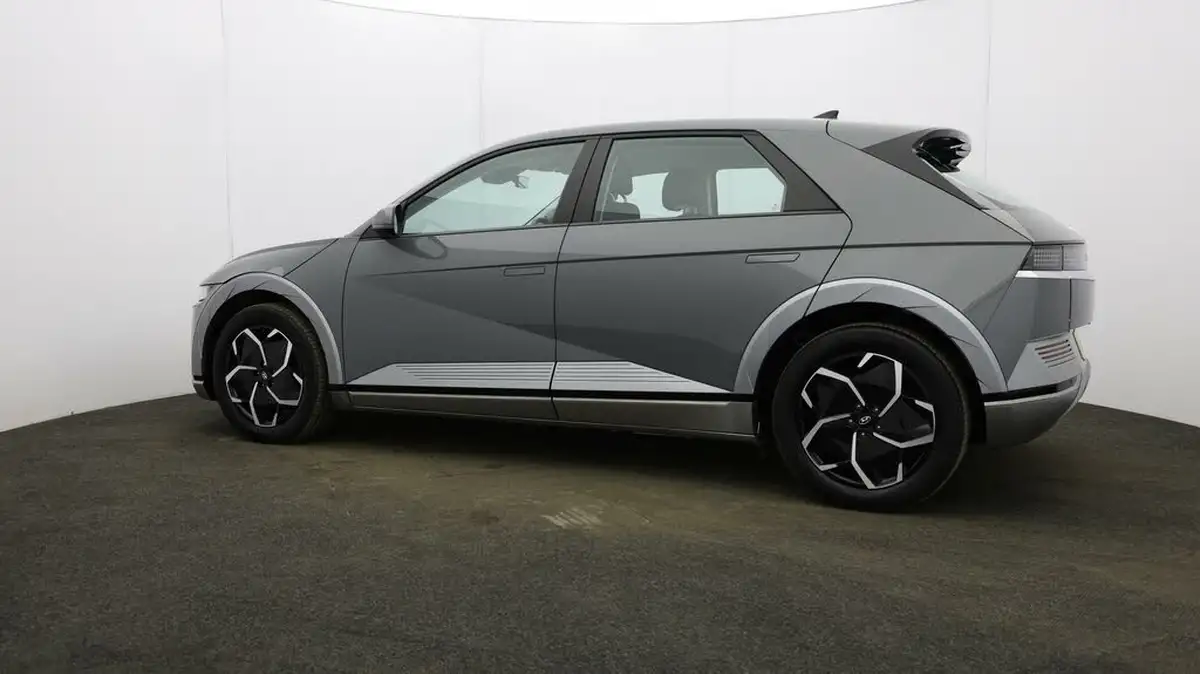 2023-hyundai-ioniq-5-e-premium-228ps-77kwh-rwd-big-44