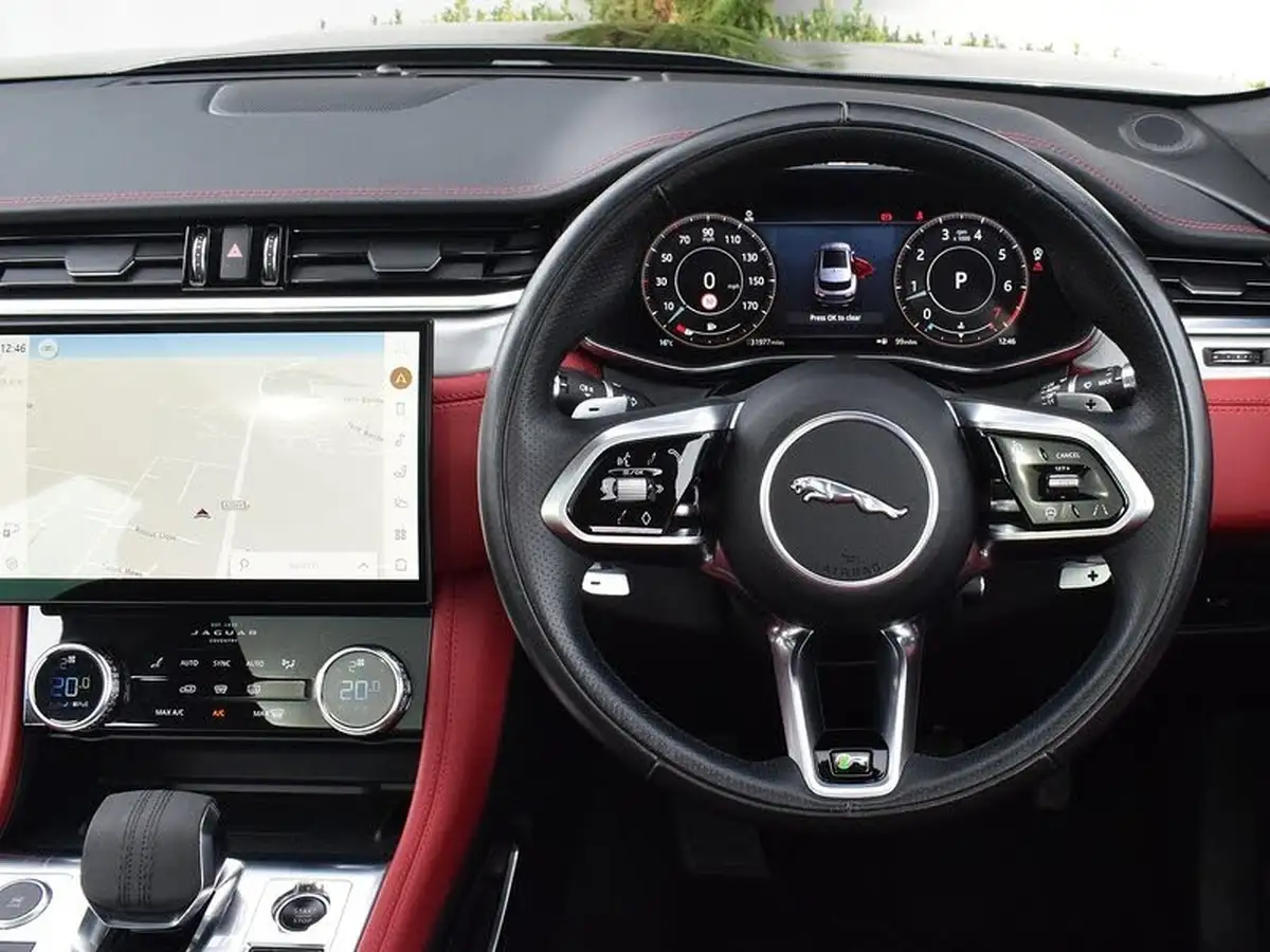 2021-jaguar-f-pace-20-p250-r-dynamic-se-big-19