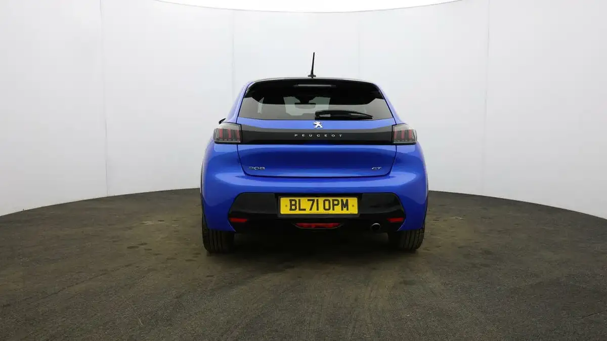 2022-peugeot-208-15-bluehdi-gt-100bhp-big-62