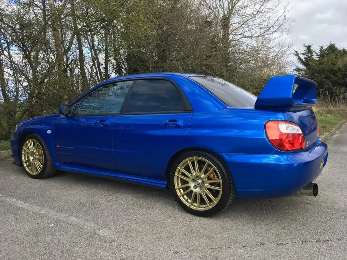 2004-subaru-impreza-20-wrx-sti-type-uk-big-6