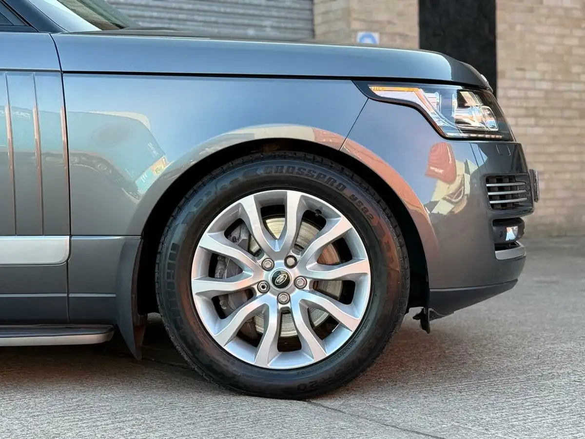 2013-land-rover-range-rover-44-sdv8-autobiography-big-4