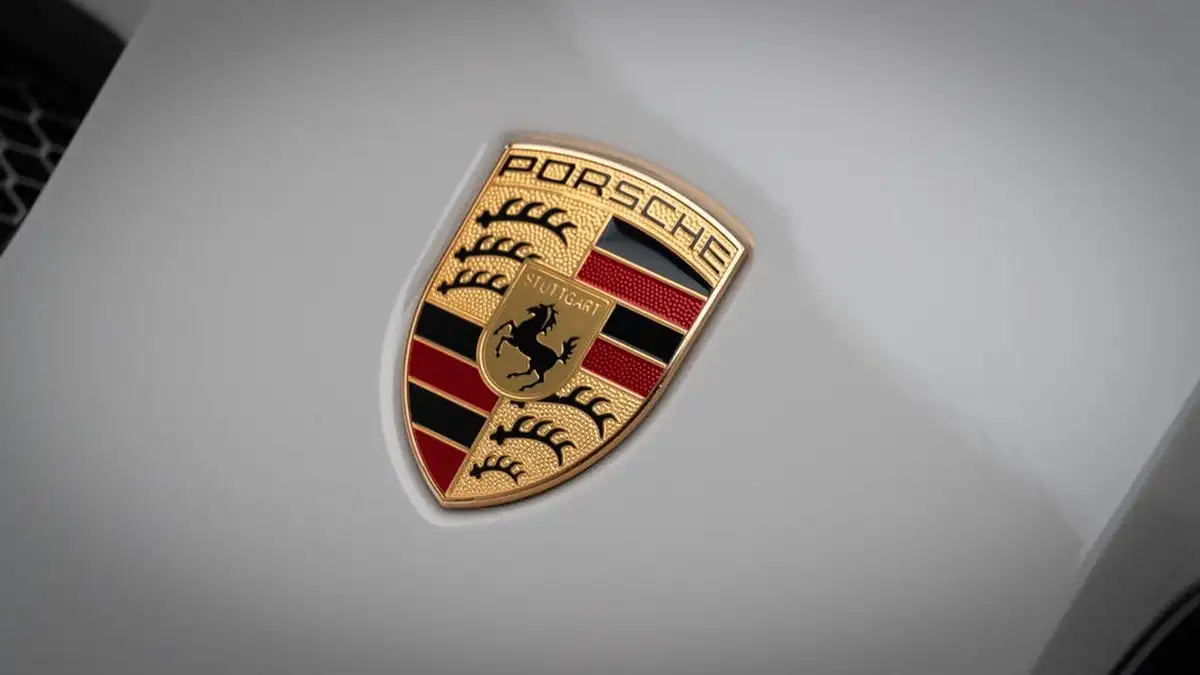 2023-porsche-911-40-gt3-pdk-big-31