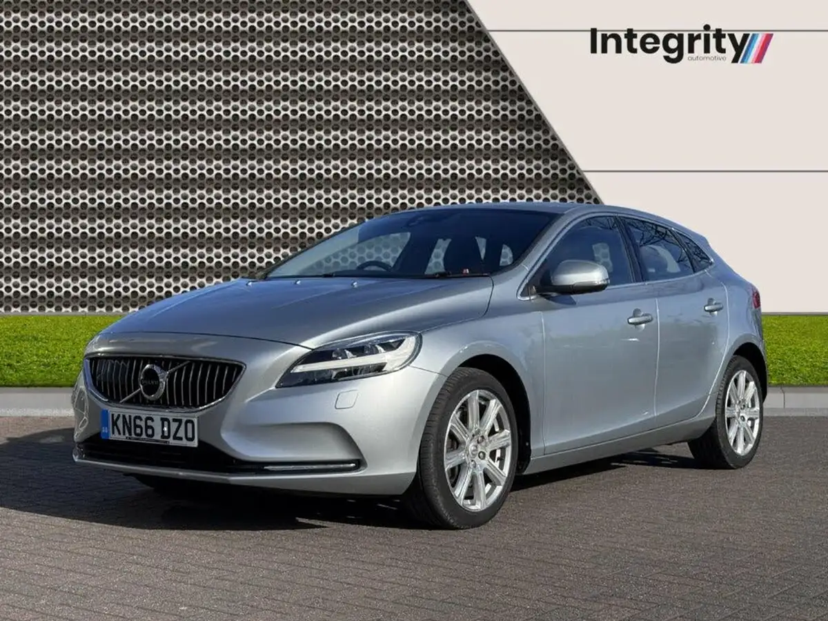 2016-volvo-v40-20td-d4-inscription-geartronic-big-6