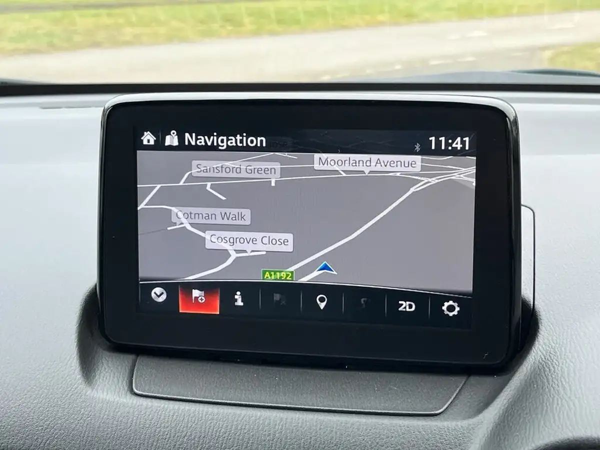 2021-mazda-mazda2-15-skyactiv-g-gt-sport-nav-light-stone-big-17