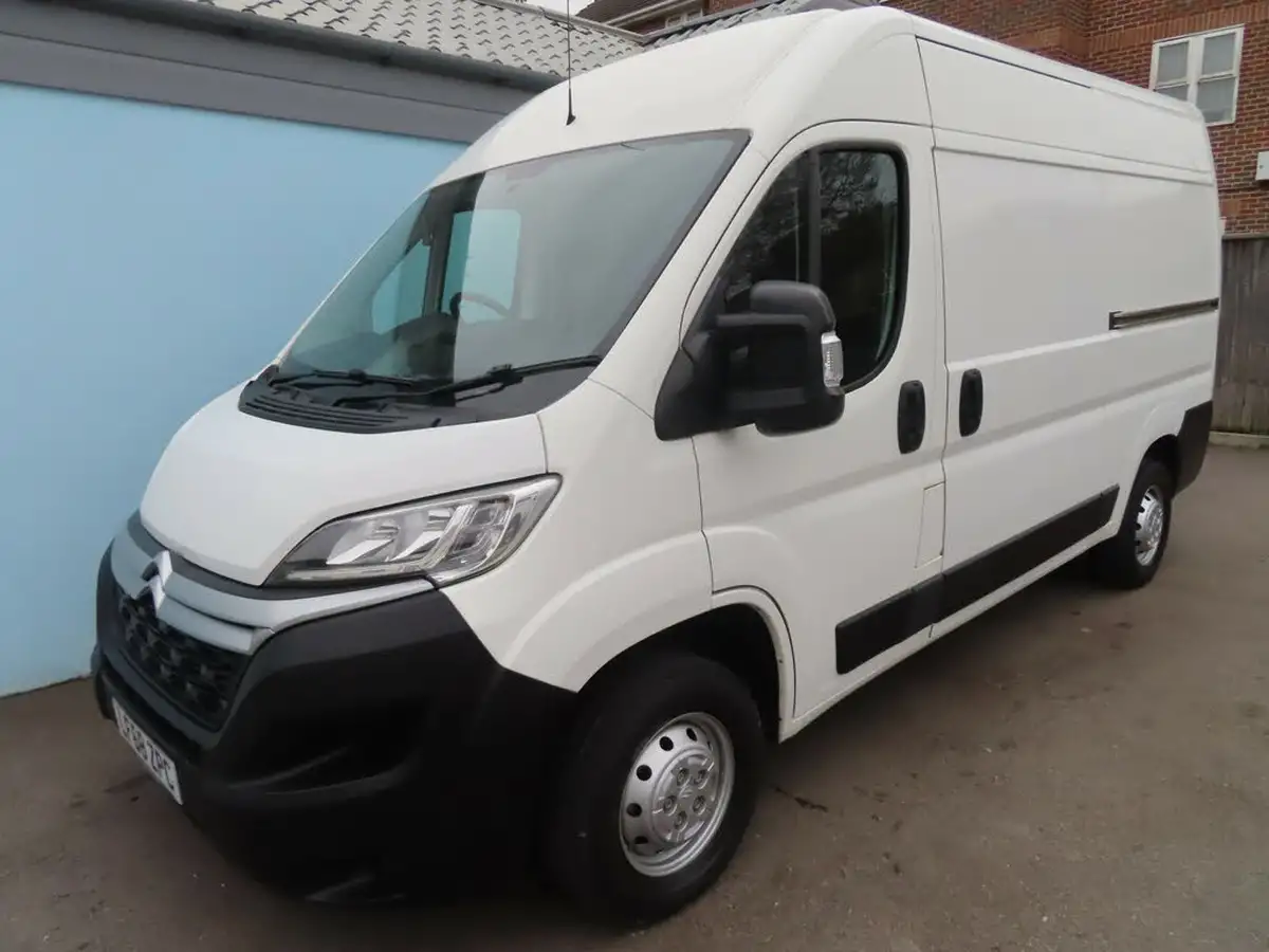 2018-citroen-relay-20bluehdi-33-l2h2-enterprise-130eu6-big-8