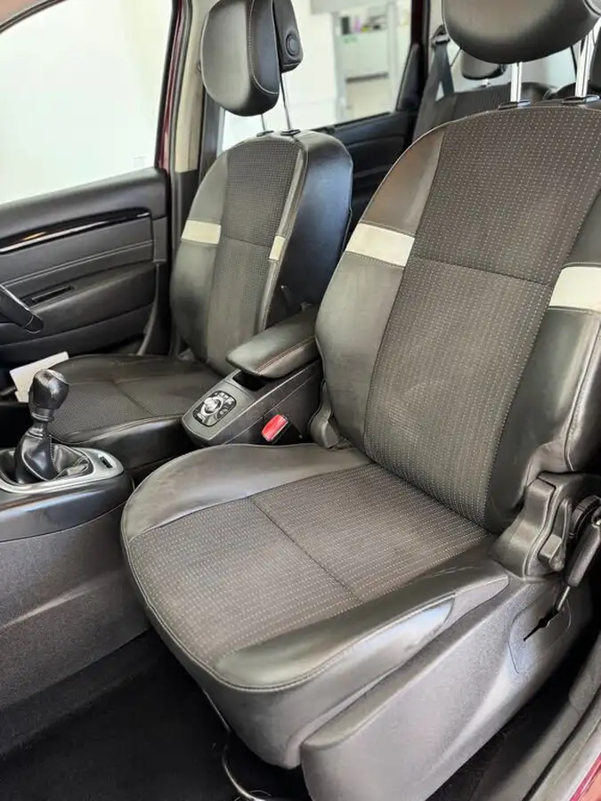 2013-renault-scenic-15td-dynamique-tom-tom-ss-mpv-big-10
