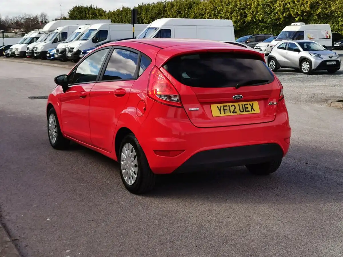 2012-ford-fiesta-16td-edge-econetic-5d-big-3