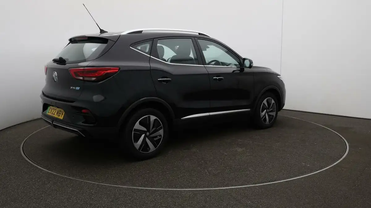 2022-mg-zs-suv-e-trophy-ev-176ps-big-44