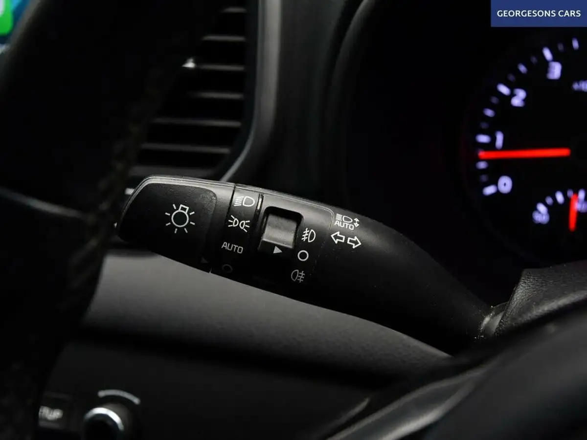 2022-kia-sportage-16-gdi-2-big-35