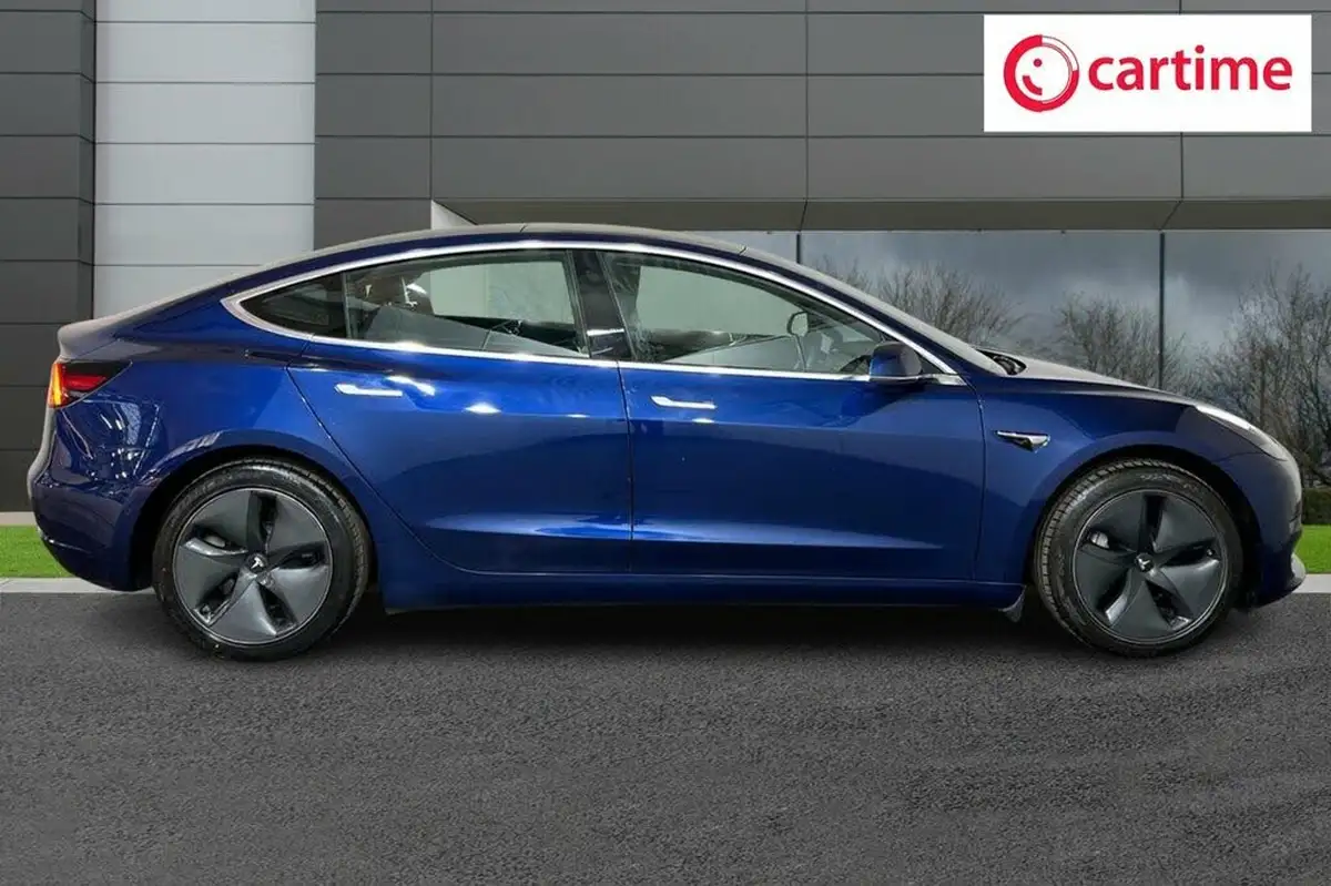 2020-tesla-model-3-e-long-range-big-1