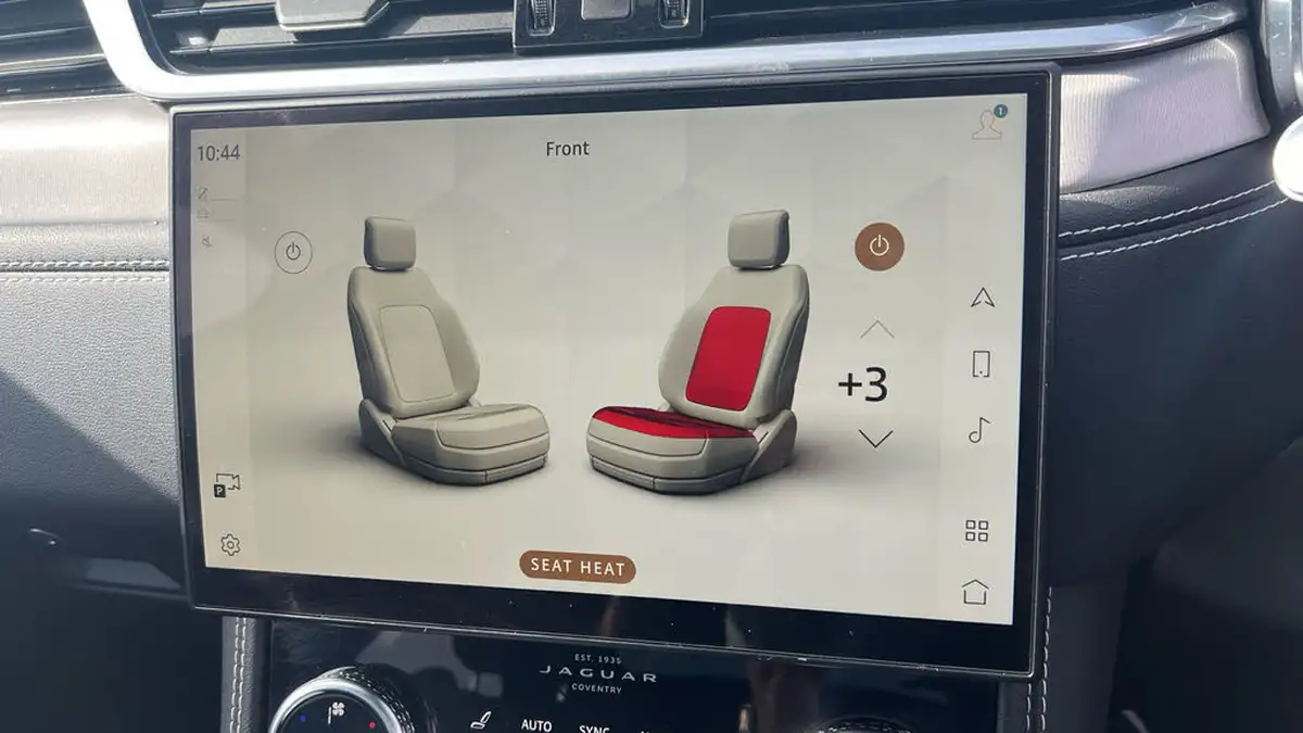 2021-jaguar-f-pace-20-p250-r-dynamic-se-big-27