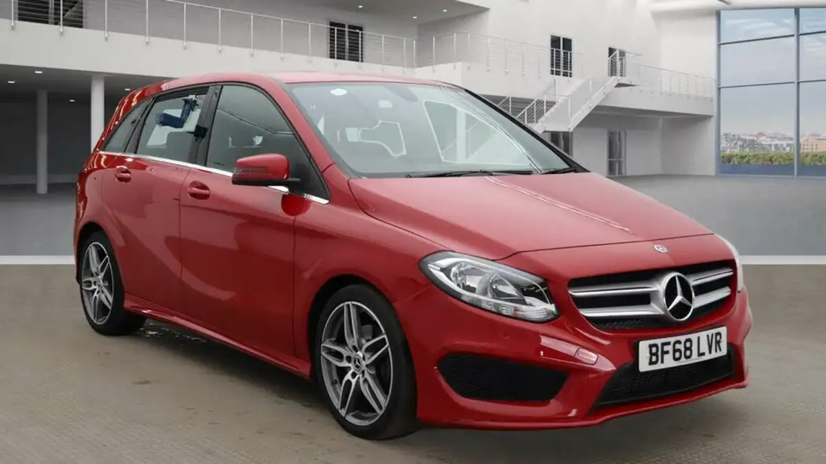 2018-mercedes-benz-b-class-16-b180-amg-line-122ps-executivess-7g-dct-big-0