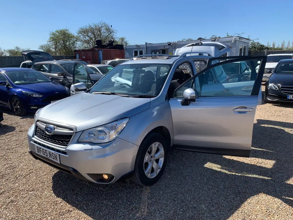 2015-subaru-forester-20-xe-150ps-1995cc-lineartronic-big-52