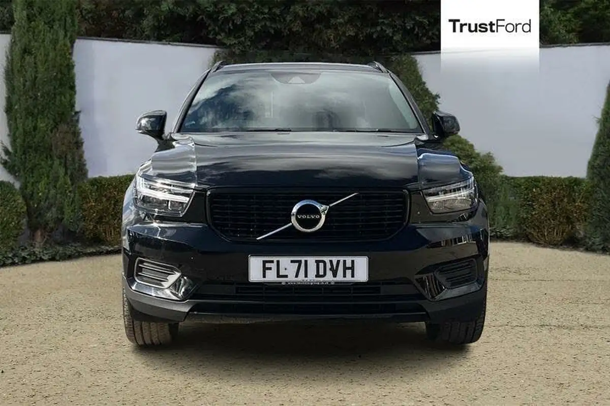 2021-volvo-xc40-15-t3-r-design-161bhp-big-5