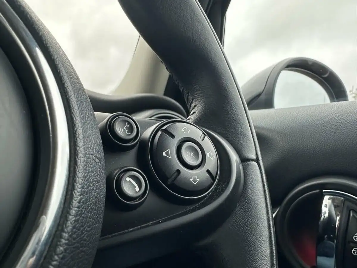 2015-mini-cooper-20-cooper-s-5d-big-13