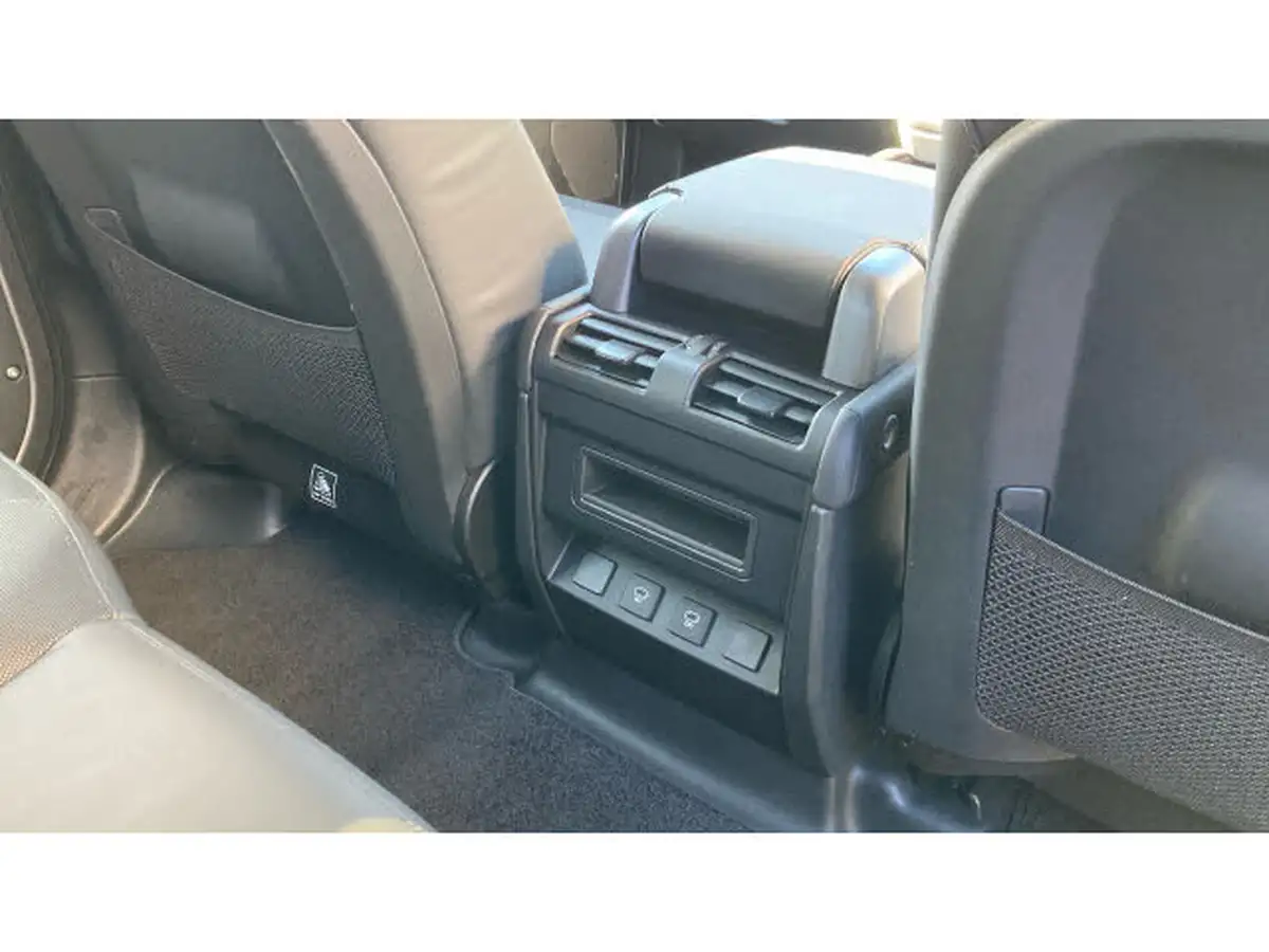 2024-land-rover-110-defender-20-p400e-x-dynamic-hse-big-17