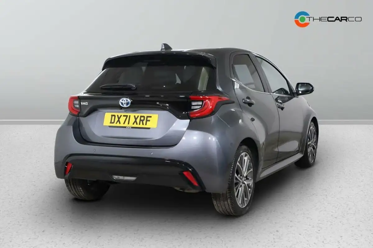 2021-toyota-yaris-15-vvt-i-excel-big-3