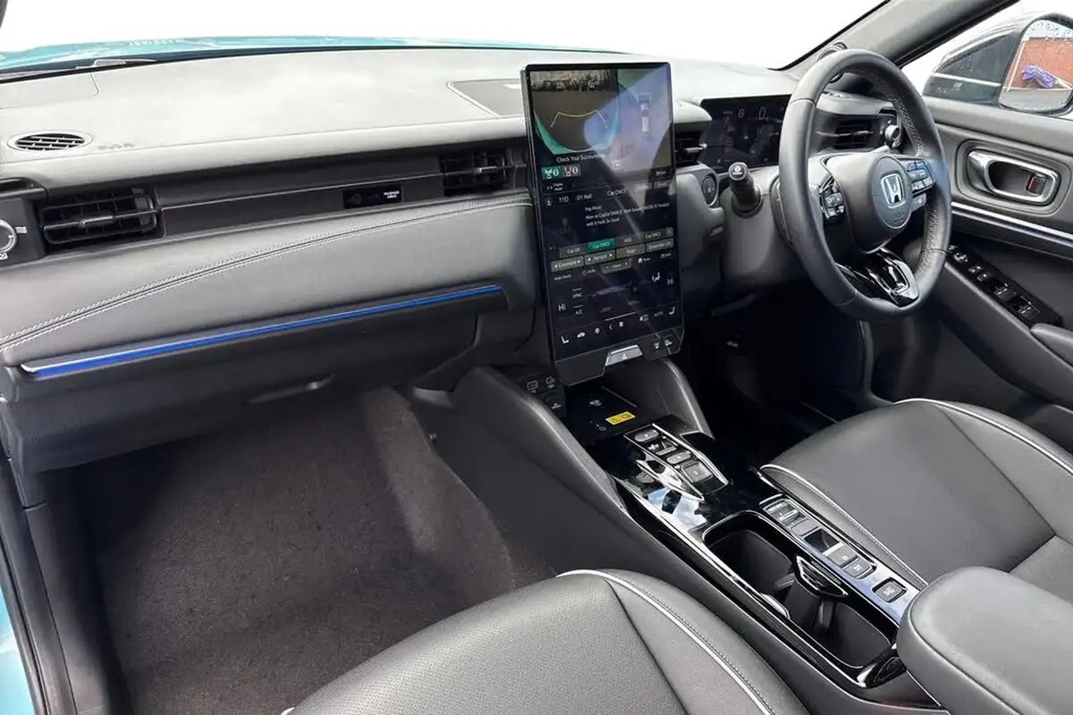 2024-honda-eny1-e-advance-big-15