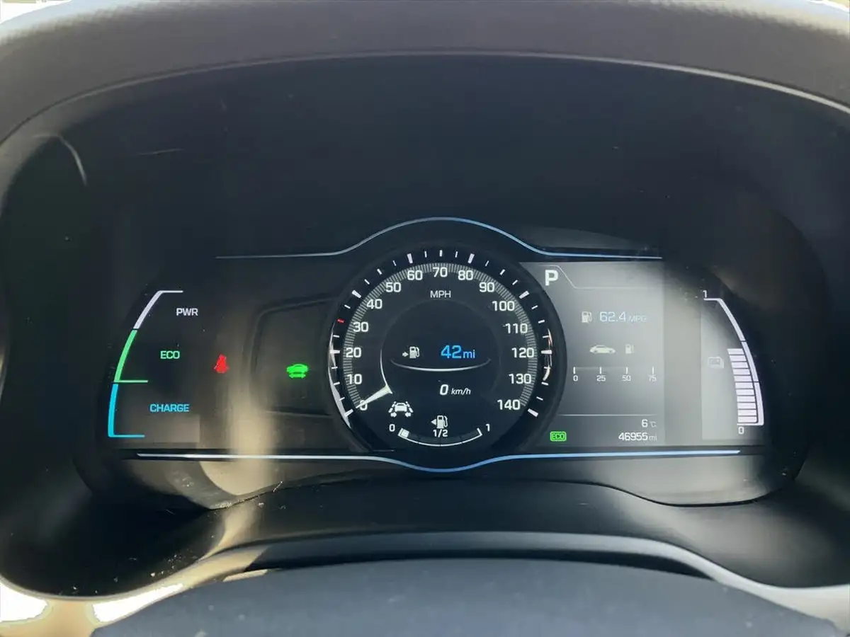 2018-hyundai-ioniq-16-gdi-premium-hybrid-big-15
