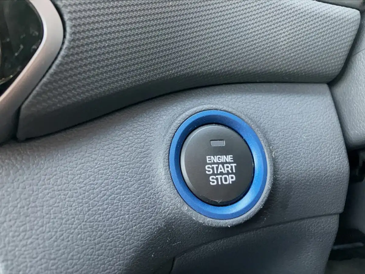 2018-hyundai-ioniq-16-gdi-premium-hybrid-big-39