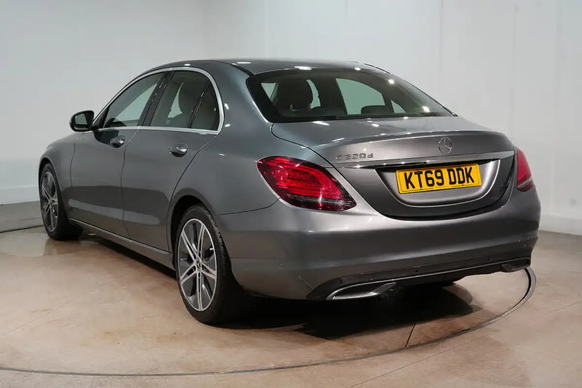 2020-mercedes-benz-c-class-20d-c220d-sport-ss-saloon-4d-big-7