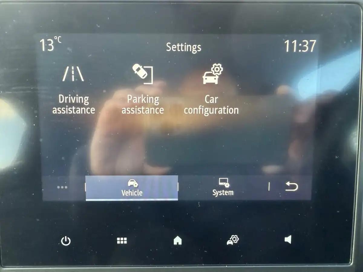 2022-renault-captur-13-tce-iconic-edition-edc-auto-big-47