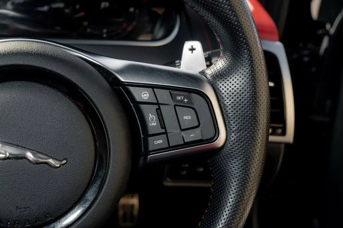 2022-jaguar-f-type-50-v8-p450-r-dynamic-black-awd-coupe-big-40