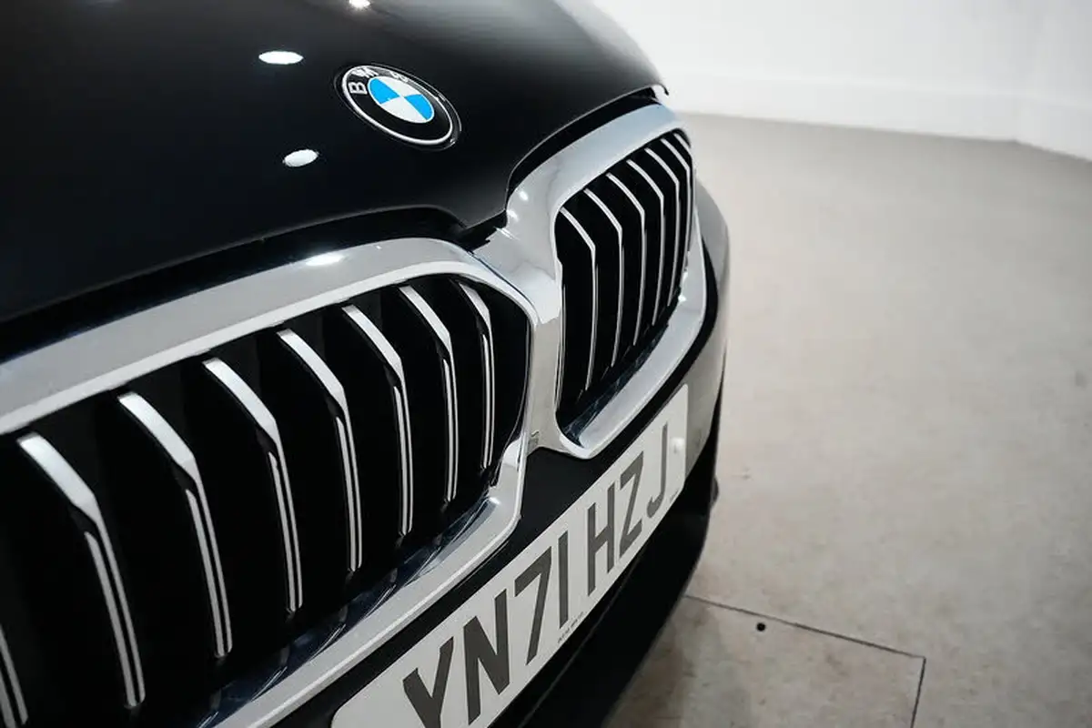 2021-bmw-5-series-20-520i-m-sport-mht-saloon-4d-big-20