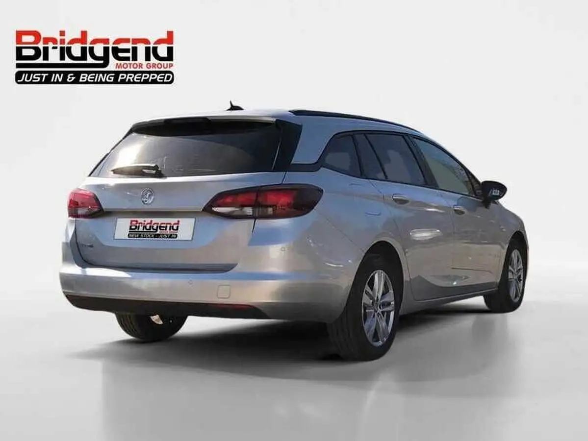 2021-vauxhall-astra-12-turbo-business-edition-nav-130ps-estate-big-2