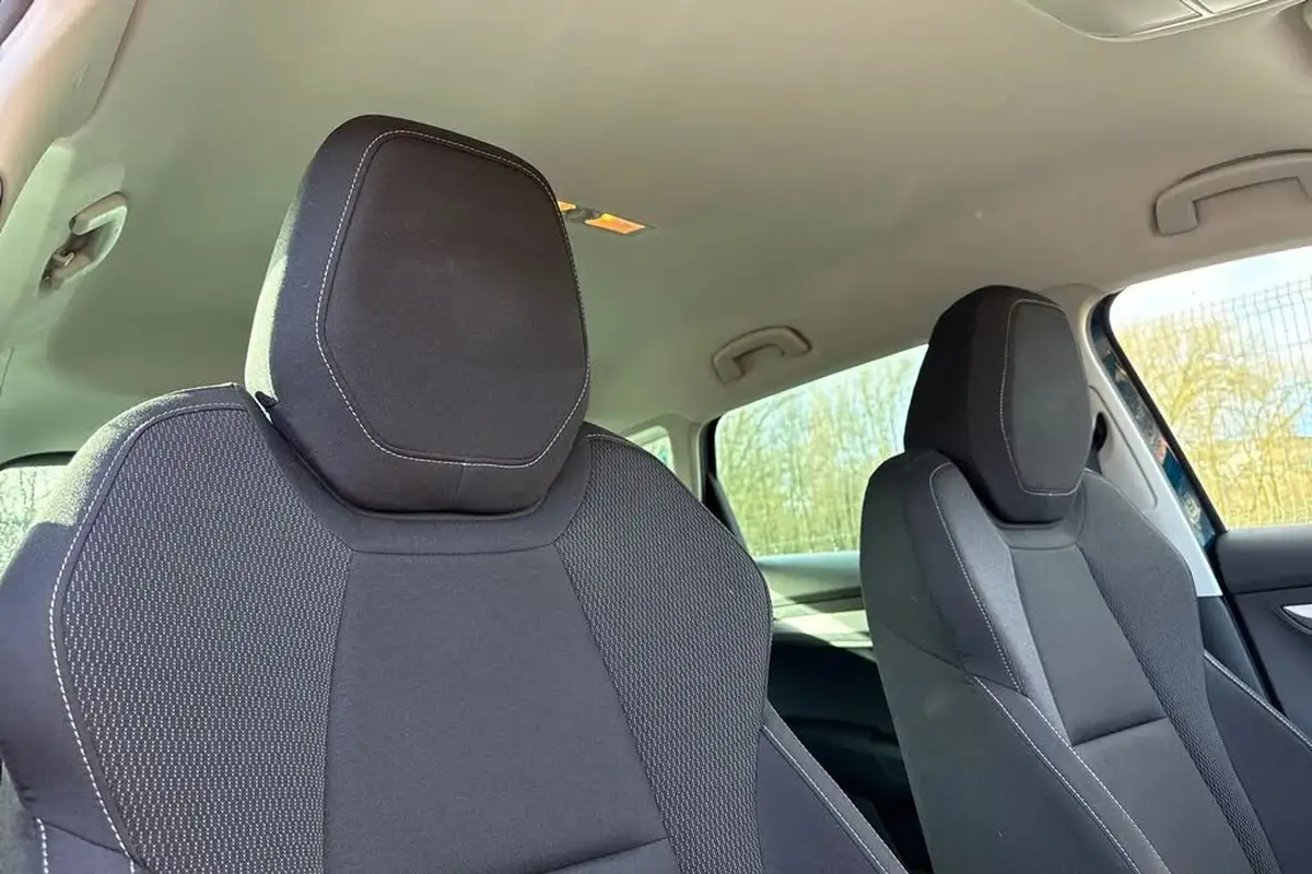 2023-skoda-karoq-15-tsi-se-drive-dsg-big-23