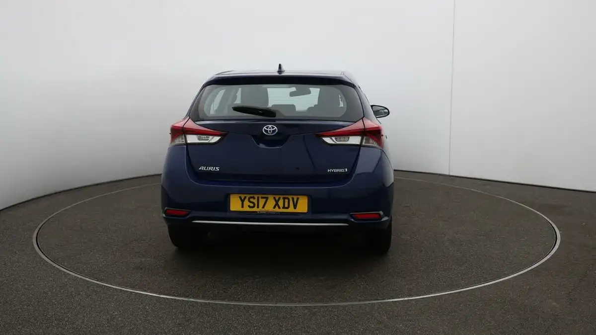 2017-toyota-auris-18-vvt-i-hsd-business-edition-tss-hatchback-big-6