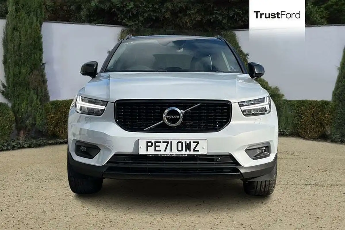 2022-volvo-xc40-15-t5-r-design-pro-big-5