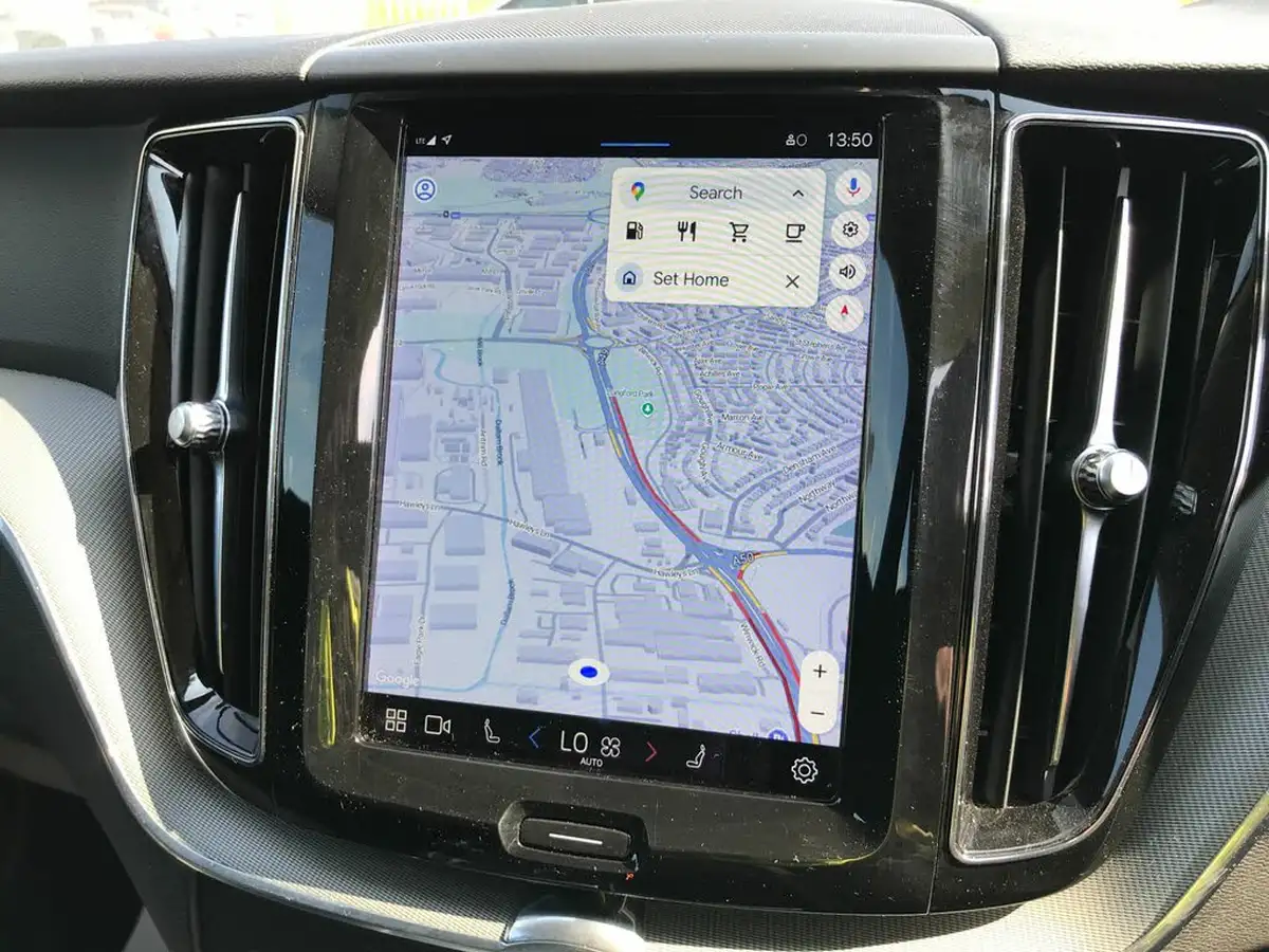 2022-volvo-xc60-20-b5-core-big-39