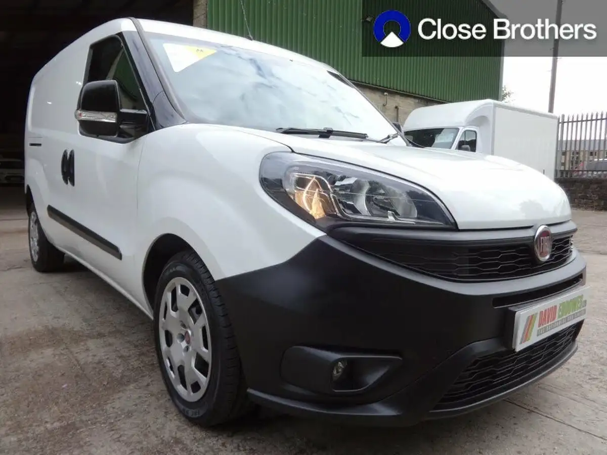 2020-fiat-doblo-cargo-16td-l2h1-maxi-tecnico-105bhpeu6dt-panel-van-big-16