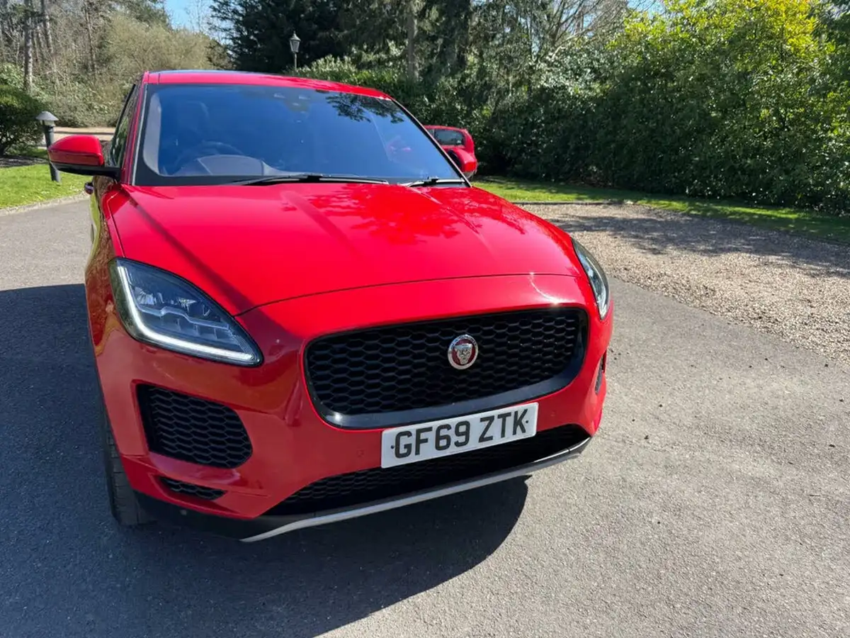 2019-jaguar-e-pace-20-i4-s-big-13