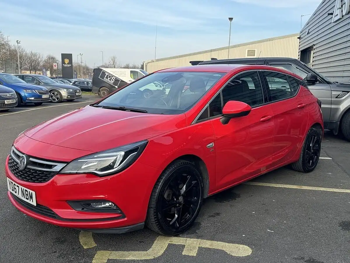 2017-vauxhall-astra-14i-sri-hatchback-big-15