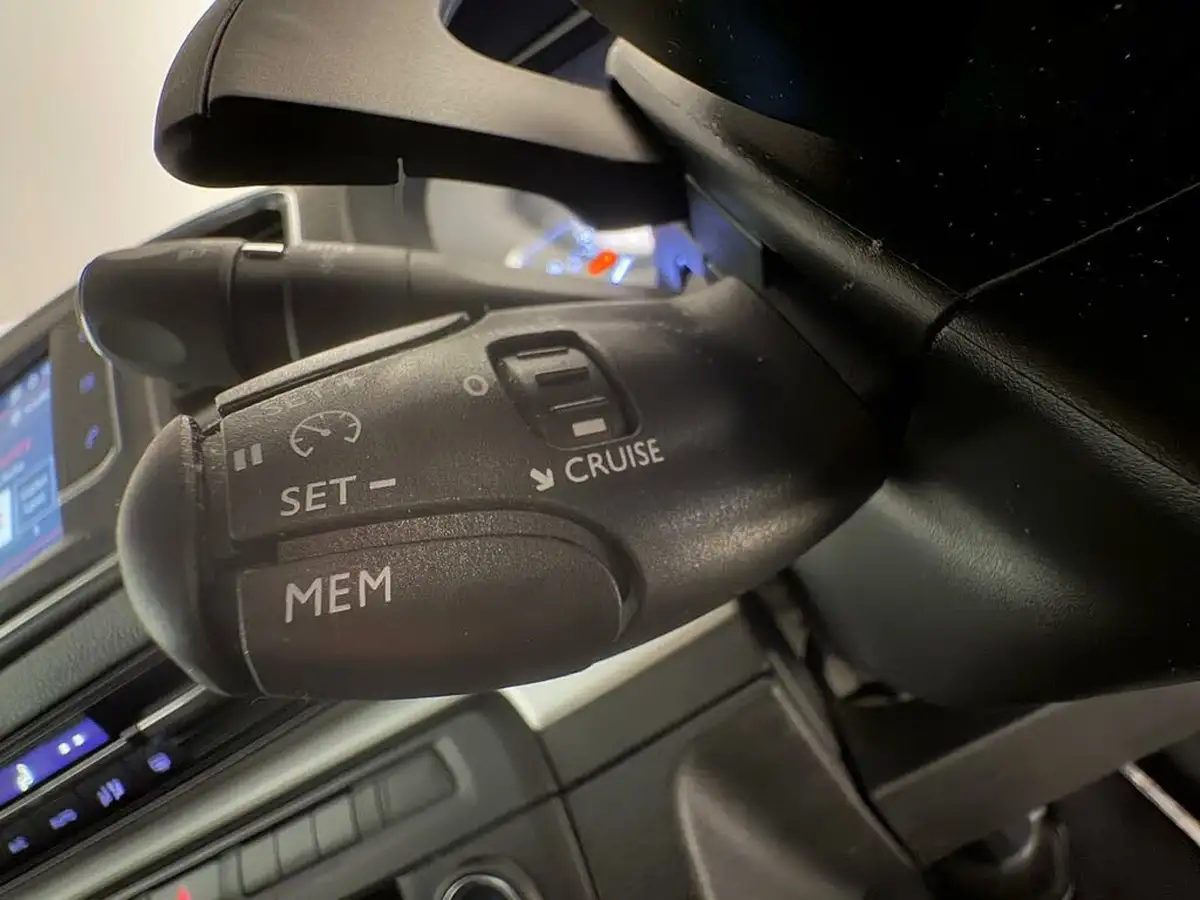 2019-citroen-spacetourer-20bluehdi-flair-xl-big-37