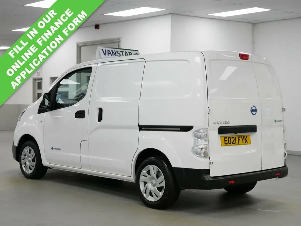 2021-nissan-env200-e-acenta-panel-van-auto-big-11