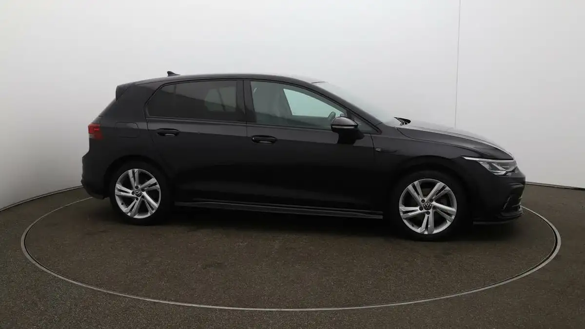 2021-volkswagen-golf-15-tsi-r-line-150ps-hatchback-big-41