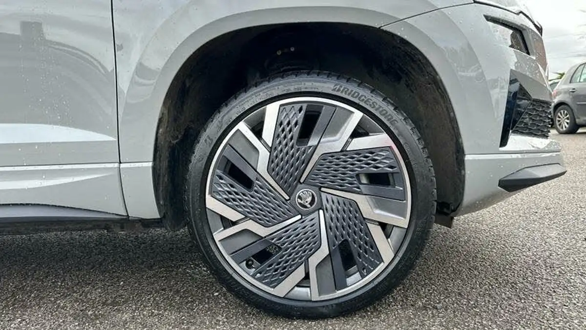 2024-skoda-karoq-15-tsi-sportline-big-4