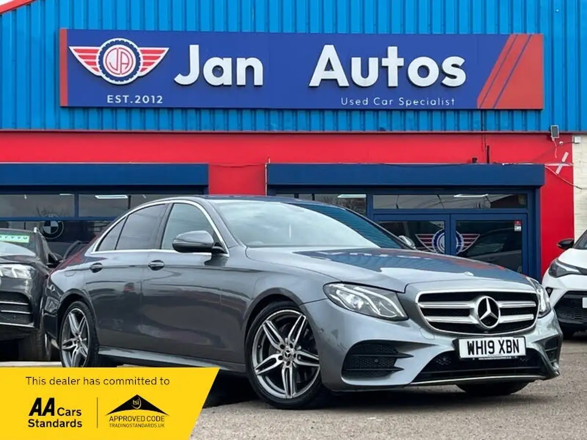 2019-mercedes-benz-e-class-20d-e220d-amg-line-saloon-4d-plus-big-0