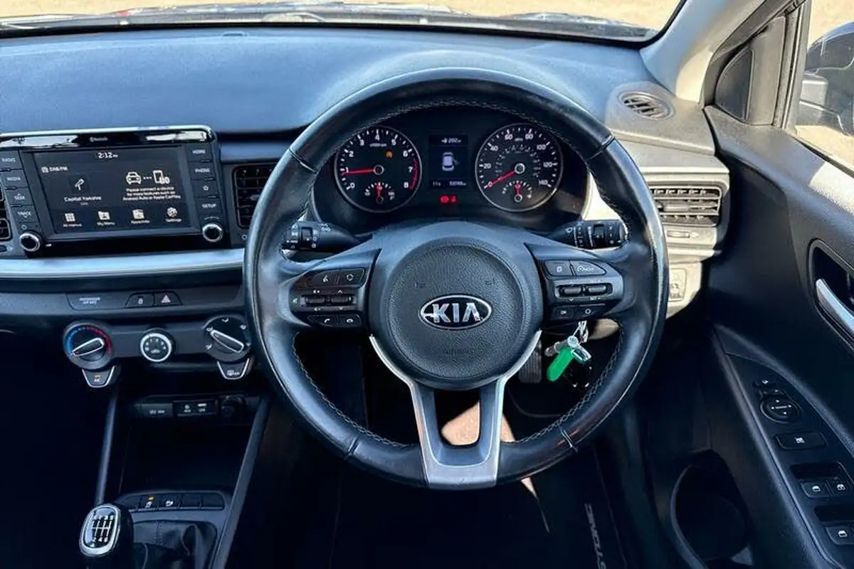 2019-kia-stonic-10-t-gdi-2-big-11