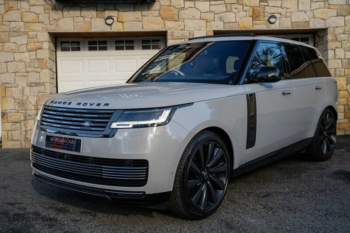 2022-land-rover-range-rover-44-p530-sv-big-23