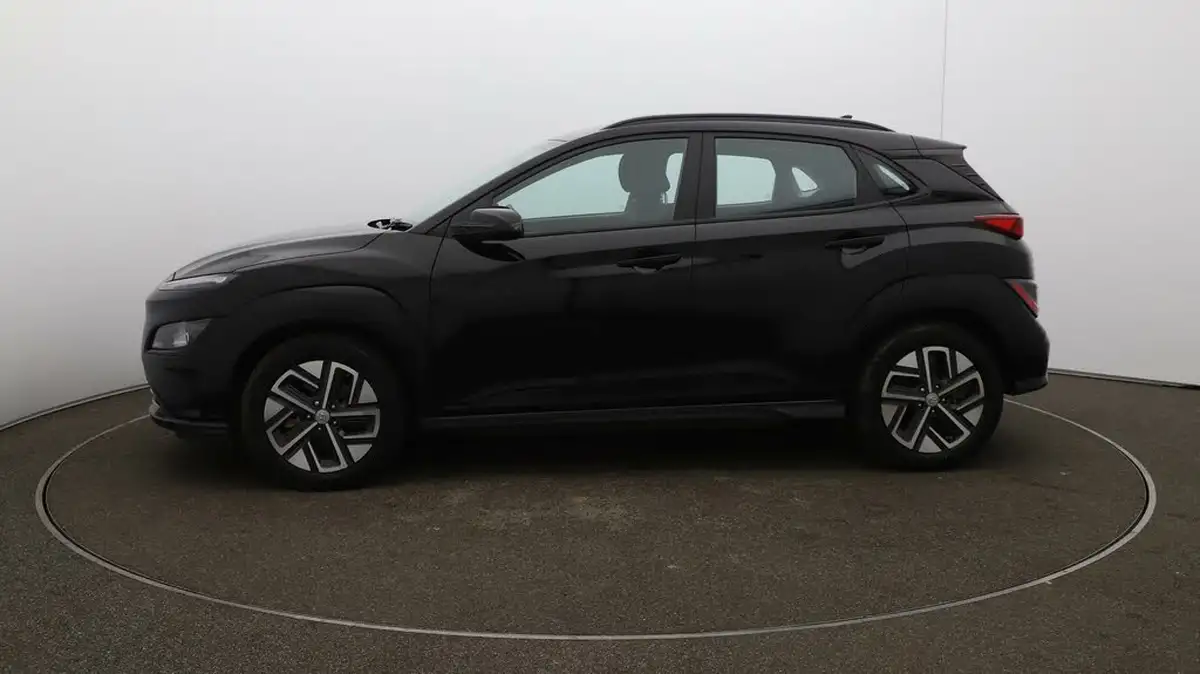 2023-hyundai-kona-e-se-connect-big-4