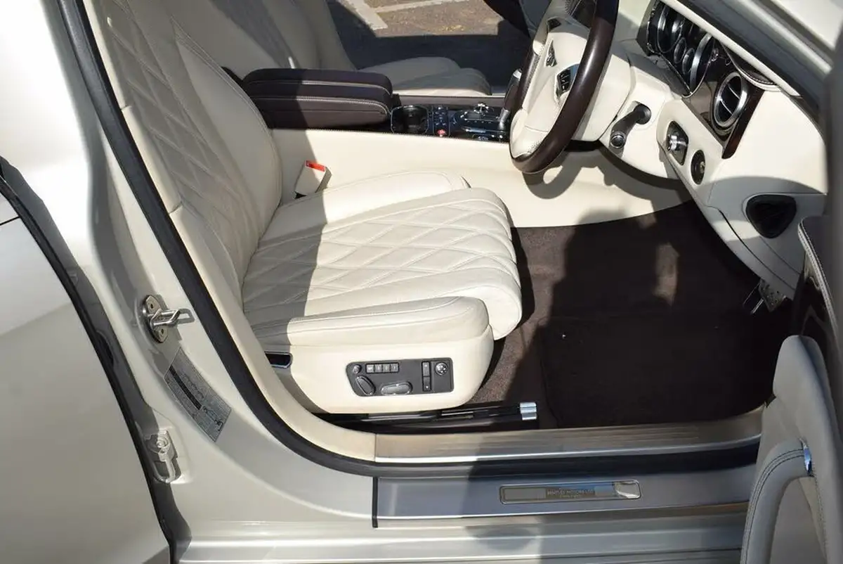 2016-bentley-flying-spur-60-mulliner-big-9