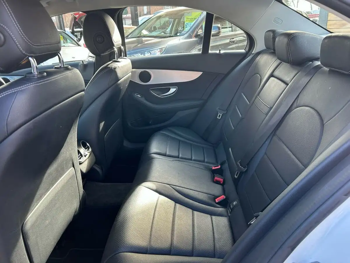 2017-mercedes-benz-c-class-20-c350e-sport-211ps-saloon-4d-7g-tronic-big-9