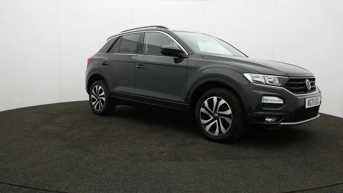 2022-volkswagen-t-roc-10-tsi-active-hatchback-5d-big-44