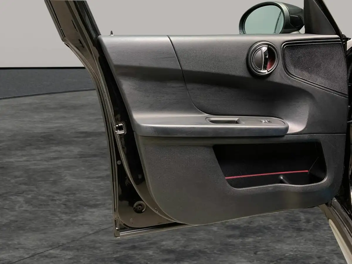 2021-mini-countryman-15-cooper-classic-auto-big-31